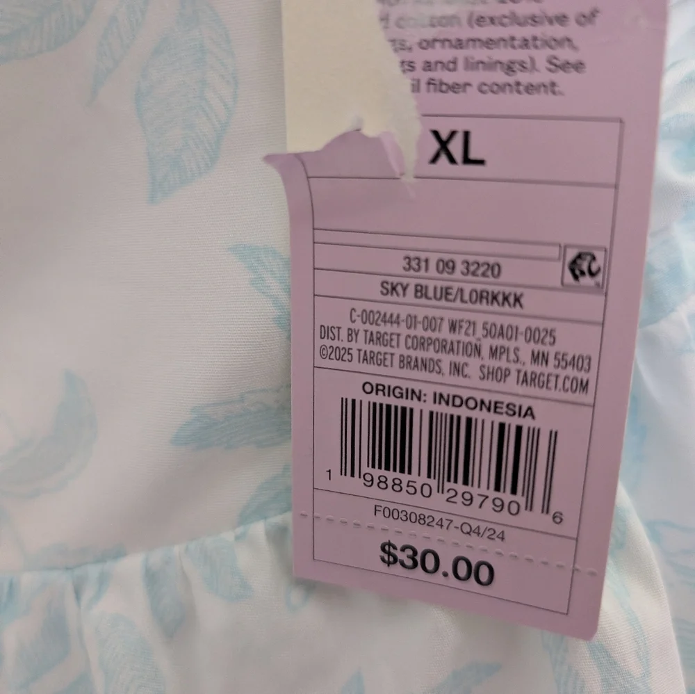 NWT Chic White and Blue Floral  Dress - Picture 5 of 7